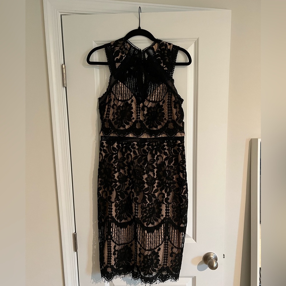 Lulu’s Black Lace Dress